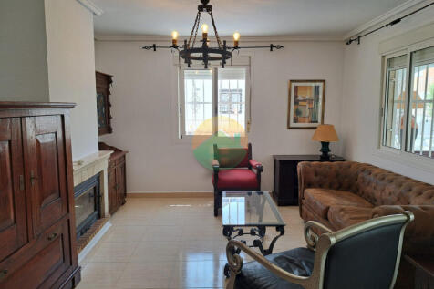 3 Bedroom Detached For Sale-ROB432-11