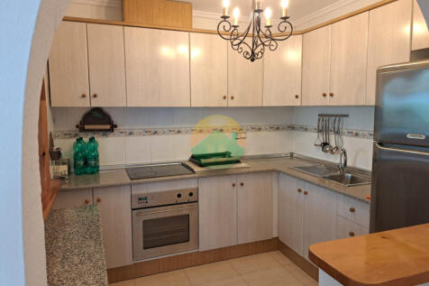 3 Bedroom Detached For Sale-ROB432-14