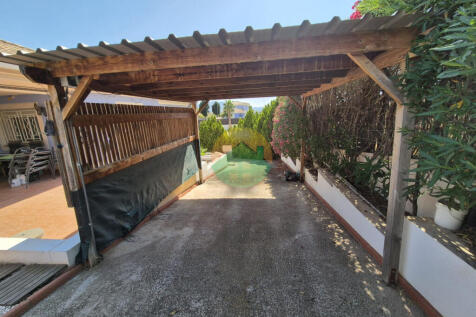 4 Bedroom Detached For Sale-CALA05-10