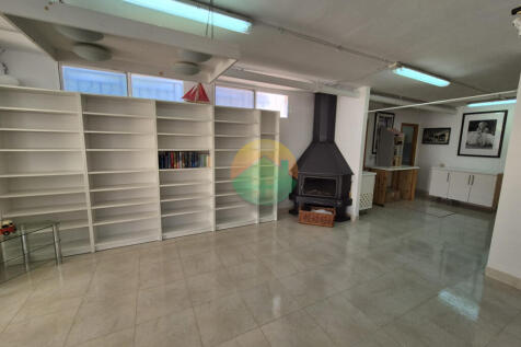 4 Bedroom Detached For Sale-CALA05-21
