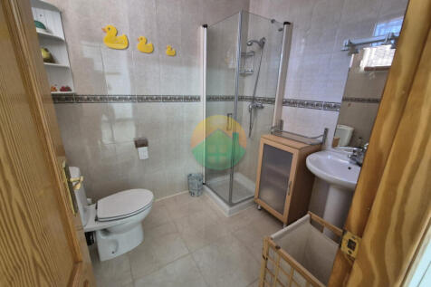 4 Bedroom Detached For Sale-CALA05-24