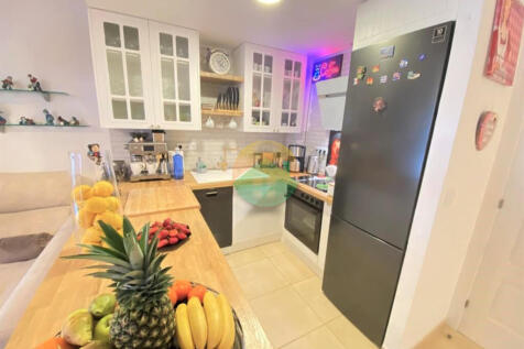 3 Bedroom Apartment For Sale-MOSTR12-4