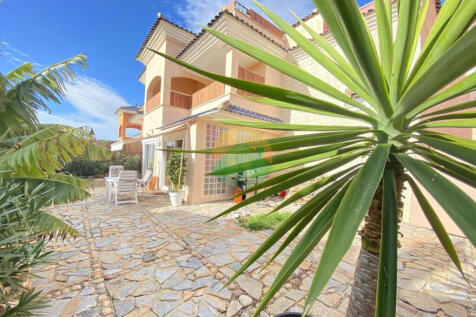 3 Bedroom Apartment For Sale-MOSTR12-9