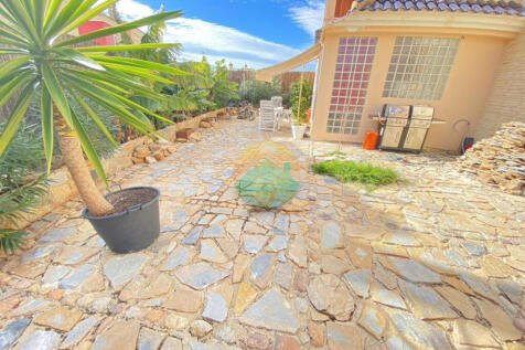 3 Bedroom Apartment For Sale-MOSTR12-10