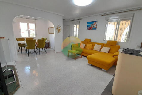 3 Bedroom Detached For Sale-NED611i-3