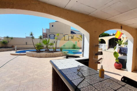 3 Bedroom Detached For Sale-NED611i-7