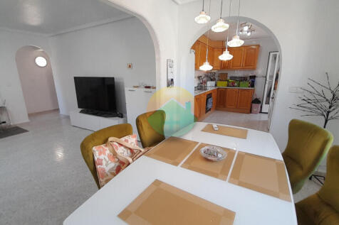 3 Bedroom Detached For Sale-NED611i-13