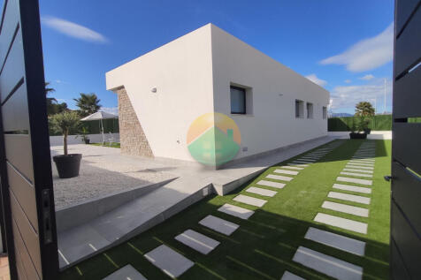3 Bedroom Detached For Sale-Vega Hills Esencia-11