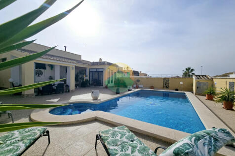 2 Bedroom Detached For Sale-CLAD424-3