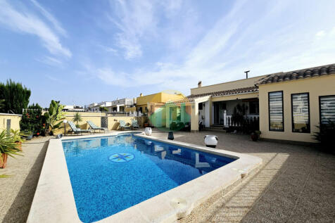 2 Bedroom Detached For Sale-CLAD424-10