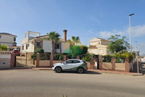 3 Bedroom Detached For Sale-CIB101-6