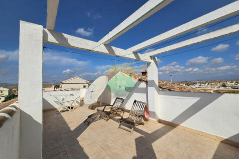 3 Bedroom Detached For Sale-CIB101-25