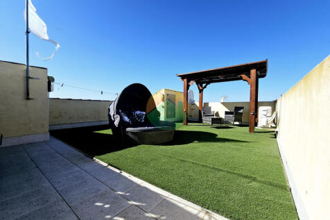 2 Bedroom Terraced For Sale-CLAD425-2