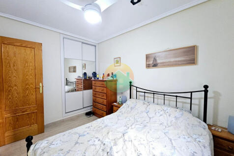 2 Bedroom Terraced For Sale-CLAD425-7