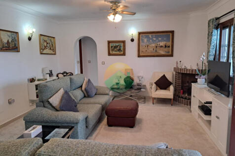 4 Bedroom Detached For Sale-MAZ25-3