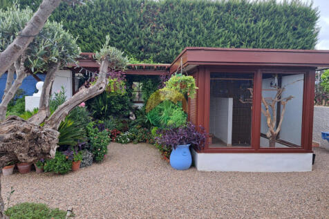 4 Bedroom Detached For Sale-MAZ25-21