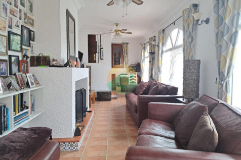 4 Bedroom Detached For Sale-MAZ25-22