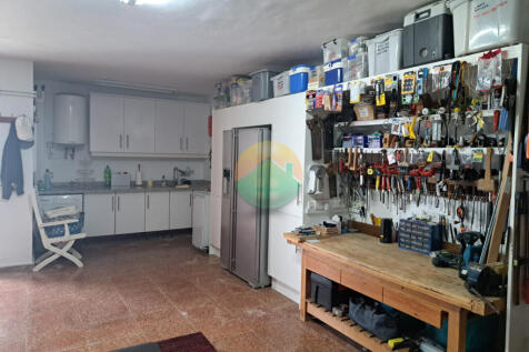 4 Bedroom Detached For Sale-MAZ25-25