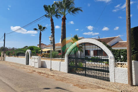 4 Bedroom Detached For Sale-MAZ25-7