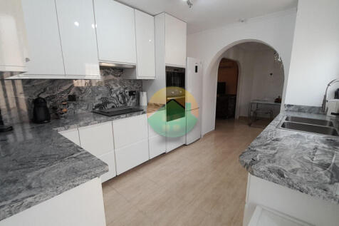 4 Bedroom Detached For Sale-NEB613-3