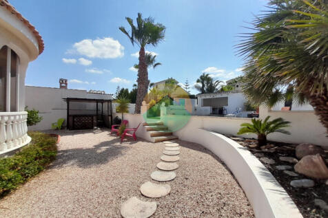 4 Bedroom Detached For Sale-NEB613-7
