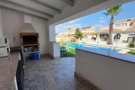 4 Bedroom Detached For Sale-NEB613-5