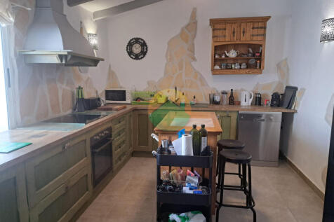 4 Bedroom Terraced For Sale-PAR17-11