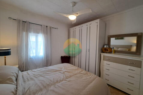 4 Bedroom Terraced For Sale-PAR17-14