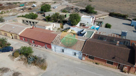 4 Bedroom Terraced For Sale-PAR17-26