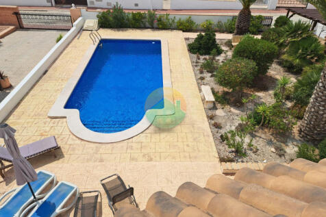 3 Bedroom Detached For Sale-NED616-4