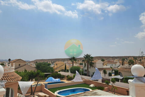 3 Bedroom Detached For Sale-NED616-26