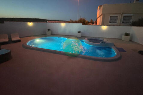 2 Bedroom Detached For Sale-ROB438-25