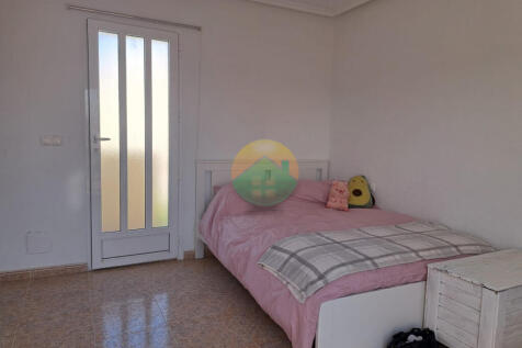 3 Bedroom Detached For Sale-NED617-21