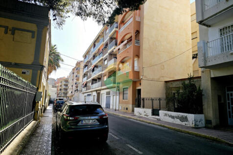 3 Bedroom Apartment For Sale-PDM188-10