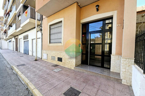 3 Bedroom Apartment For Sale-PDM188-11