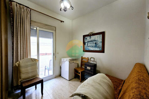 3 Bedroom Apartment For Sale-PDM188-19
