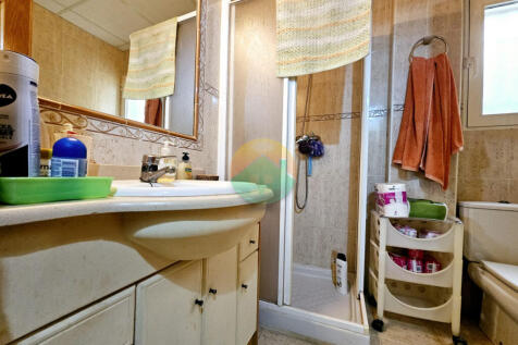 3 Bedroom Apartment For Sale-PDM188-24