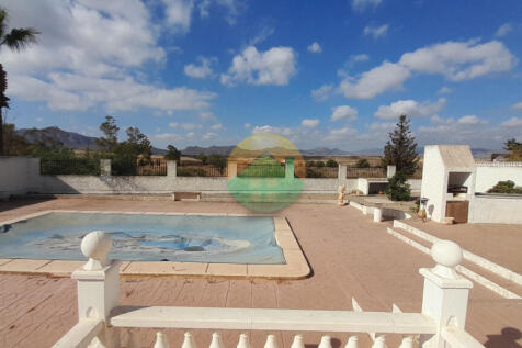 4 Bedroom Detached For Sale-MAZ26-4