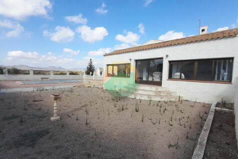 4 Bedroom Detached For Sale-MAZ26-5