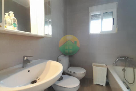 4 Bedroom Detached For Sale-MAZ26-17