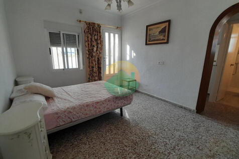 4 Bedroom Detached For Sale-MAZ26-18