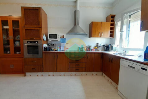 4 Bedroom Detached For Sale-PAS08-15