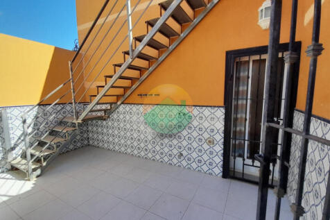 4 Bedroom Detached For Sale-PAS08-24