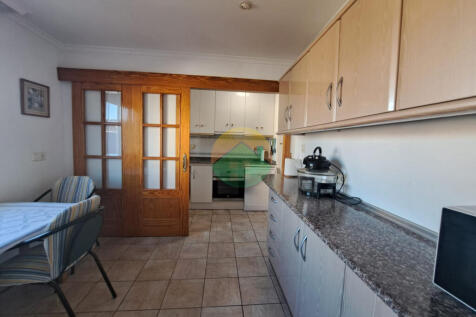 3 Bedroom Apartment For Sale-PDM189-5
