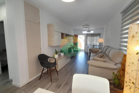 3 Bedroom Detached For Sale-ALAM65-12