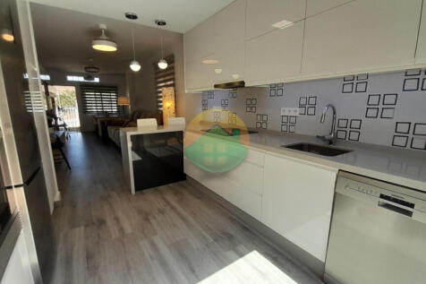 3 Bedroom Detached For Sale-ALAM65-16