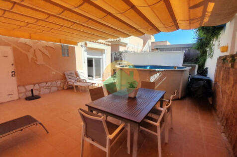 3 Bedroom Detached For Sale-ALAM65-25