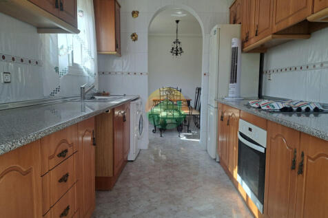 3 Bedroom Detached For Sale-NEA619i-4