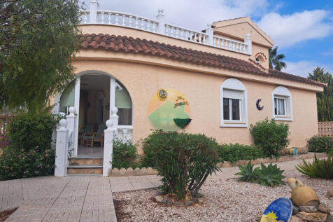 3 Bedroom Detached For Sale-NEA619i-12