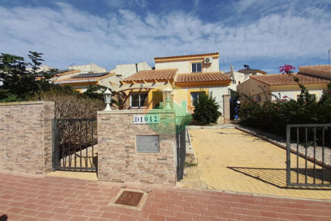 3 Bedroom Detached For Sale-MON24-8